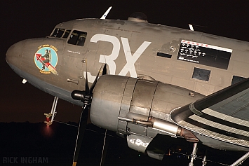 Douglas C-47A Skytrain - N5831B "Drag em oot" - USAF