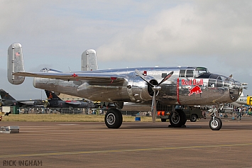 North American B-25J Mitchell - N6123C - Red Bull