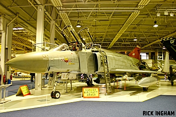 McDonnell Douglas F-4K Phantom FGR2 - XV424 - RAF