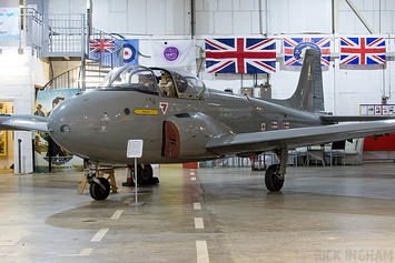 Hunting Jet Provost T4 - XP672 - RAF